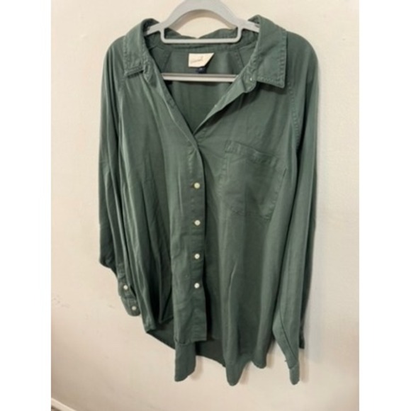 Universal Thread Tops - Universal Thread Womens Sage Green Button Down Shirt Long Sleeve Size XS